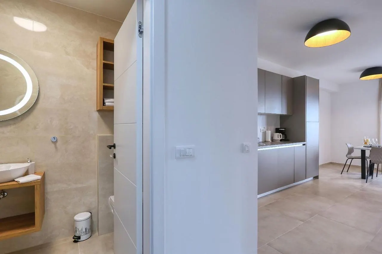 Apartments Bonaca With Jacuzzi Privlaka