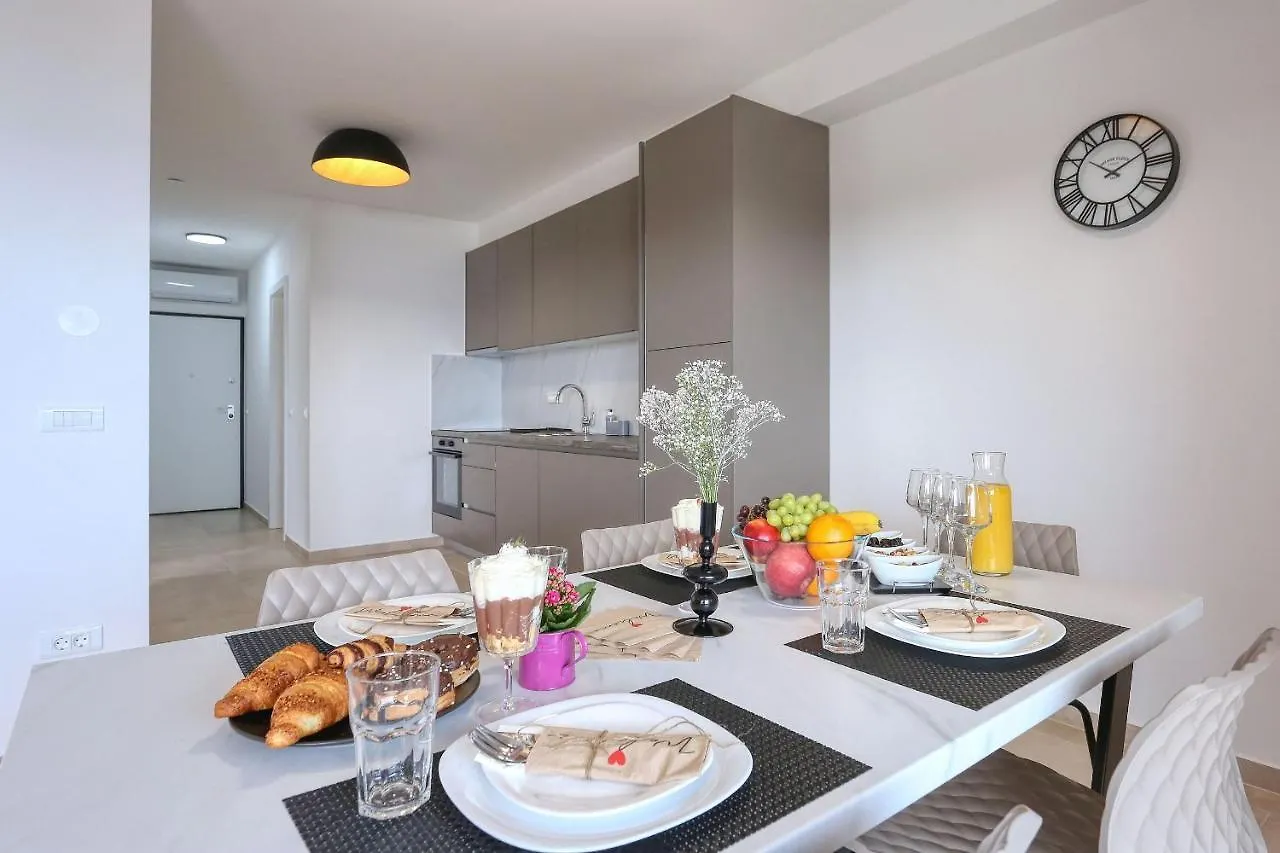 Apartments Bonaca With Jacuzzi Privlaka  0*, Privlaka (Zadar)