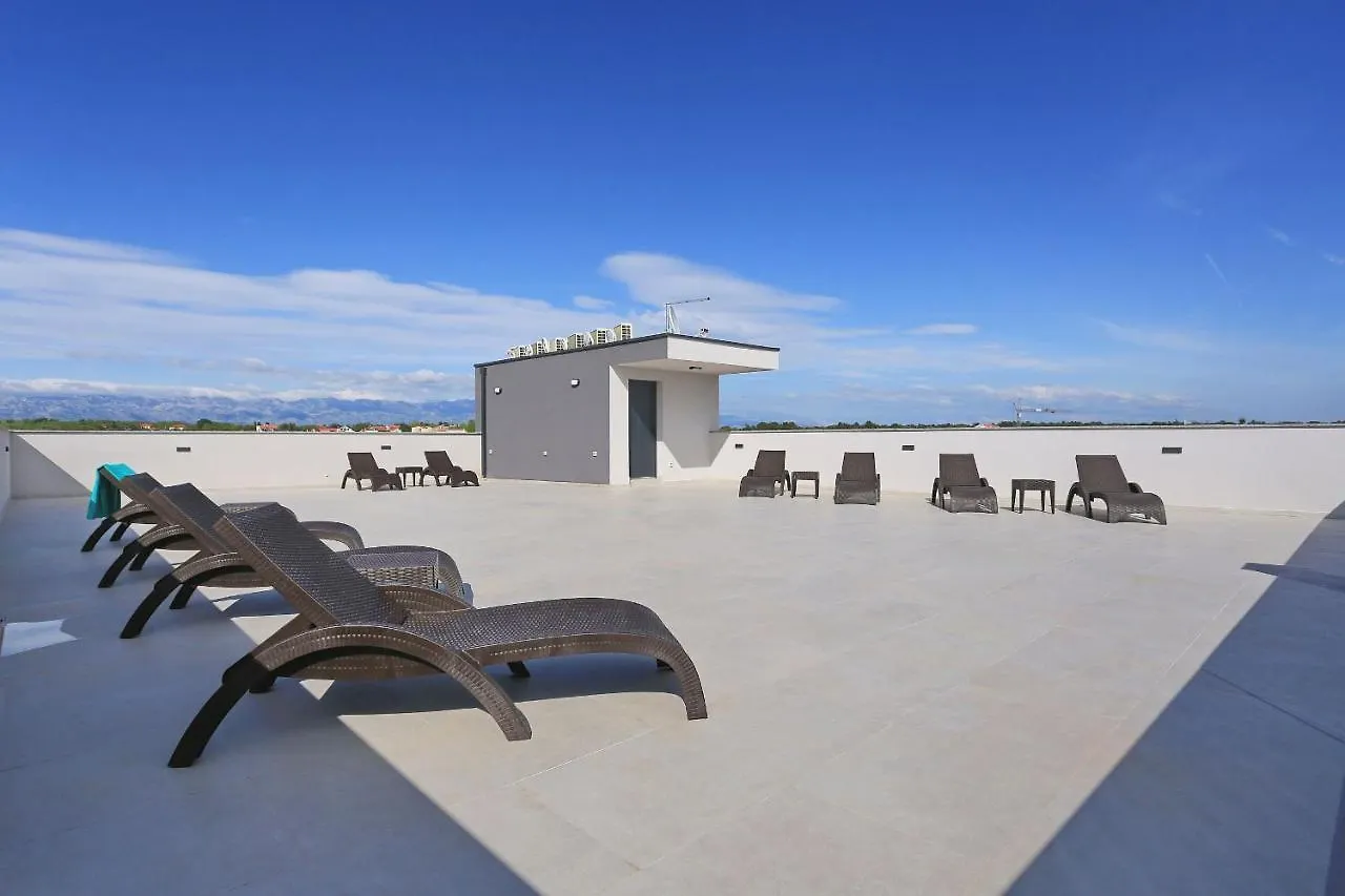 Apartments Bonaca With Jacuzzi Privlaka  Privlaka (Zadar)