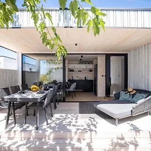 Arcadia Eco-luxe Mobile Homes With Infinity Pool By Oiko Collection Privlaka (Zadar)